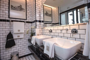 Read more about the article Luxury Boutique Hotels Bathroom Design
