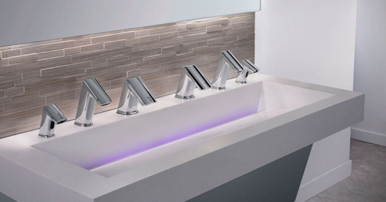 Read more about the article 5 Benefits Of Touchless Bathroom Faucets