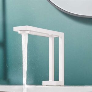 Read more about the article Pearl White & Chrome Swan Touchless Faucet Review